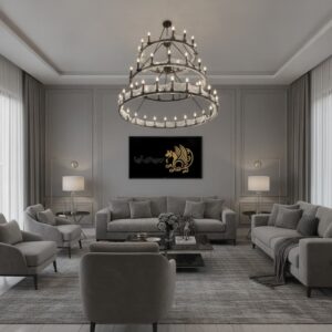 «لوستر سه‌طبقه مدرن با طراحی حلقه‌ای در دکوراسیون اتاق نشیمن لوکس خاکستری - برند نورپردازی آریا»